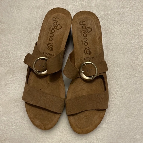 yokono Shoes - Yokono- Suede wedge buckle sandal- 9.5